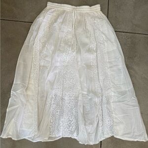 Vintage white lace panel maxi skirt m/l